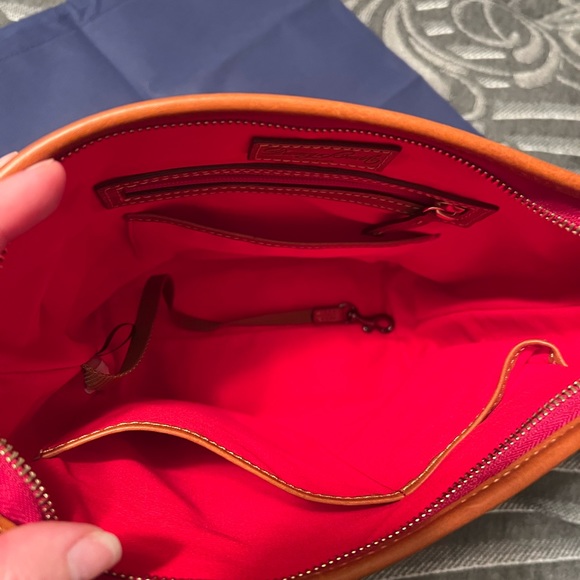Dooney and Bourke Leather Purse - Picture 5 of 9